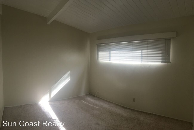 Building Photo - 608-612 Santa Barbara St