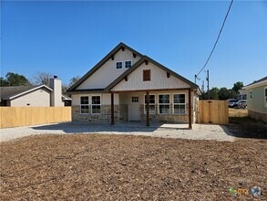 Building Photo - 1746 Blueridge Dr