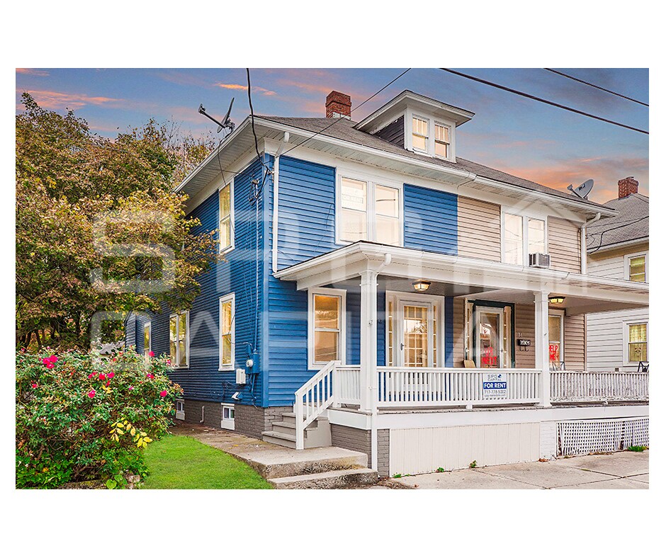 32 Penn St, Hanover, PA 17331 House Rental in Hanover, PA