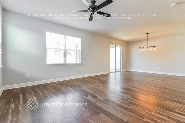 Building Photo - 10384 Hawks Landing Dr