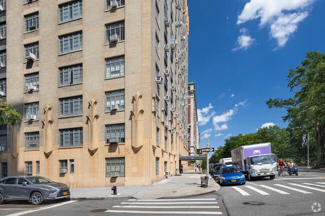 Building Photo - 241 Central Park W