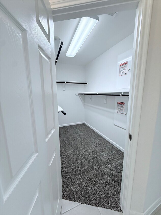 Foto del edificio - 4031 Addison Ranch Ln