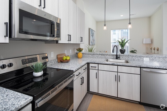 Studio - Natchez - 538SF - Kitchen - xThe Crockett Apartments