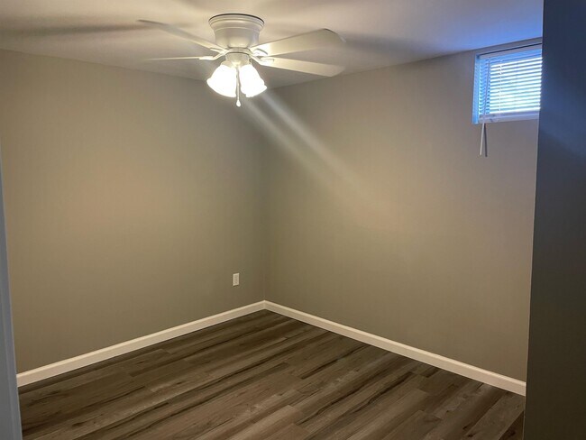 Foto del edificio - 740 W Wood St