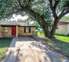 Building Photo - 1610 Indian Trail