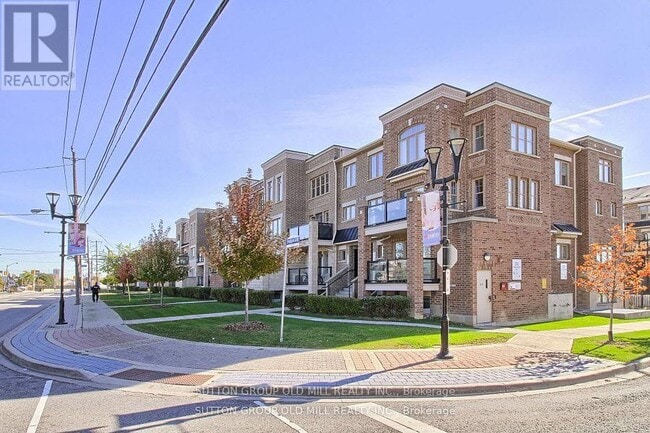Building Photo - 26-2335 SHEPPARD Ave