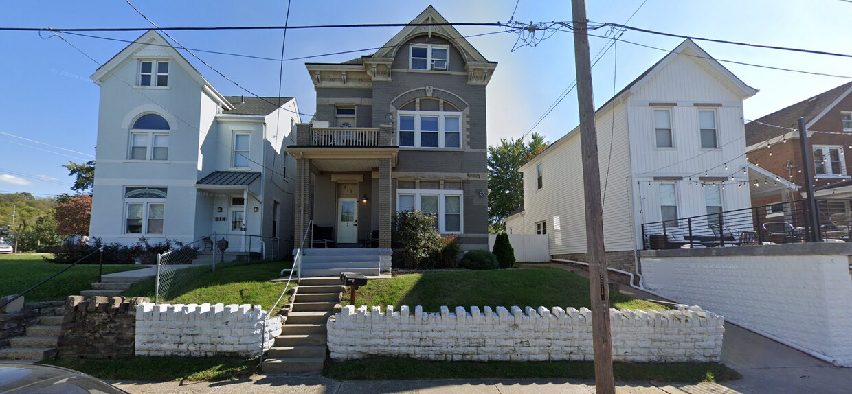 Foto principal - 312 8th Ave