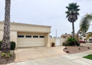 Building Photo - 4966 Dunes Cir
