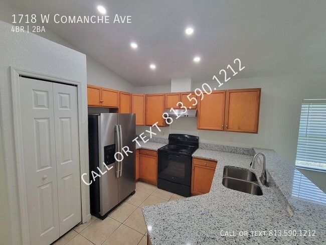 Building Photo - Charming & Spacious Tampa Home – Prime Loc...