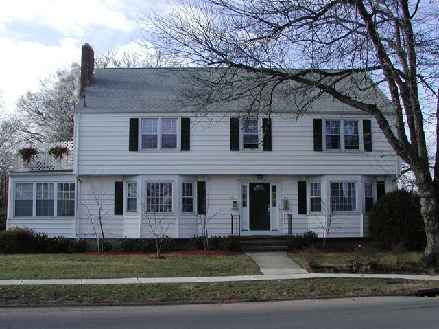 Primary Photo - 1725 Broadbridge Ave