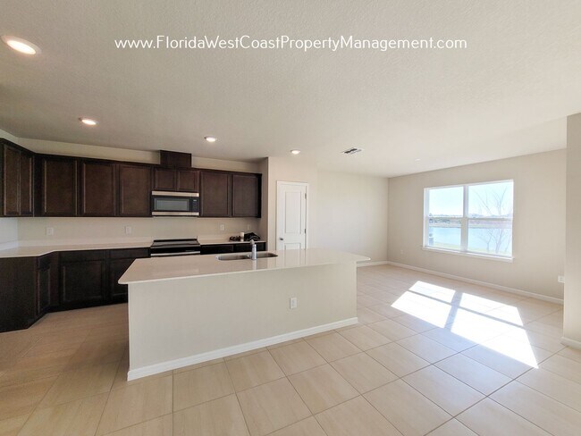 Building Photo - FANTASTIC 5 BEDROOM/ 3 BATH HOME in PARRISH! ISLES AT BAYVIEW! SUPER AMENITIES!