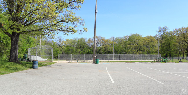 Área de estacionamiento - Northshore Apartments