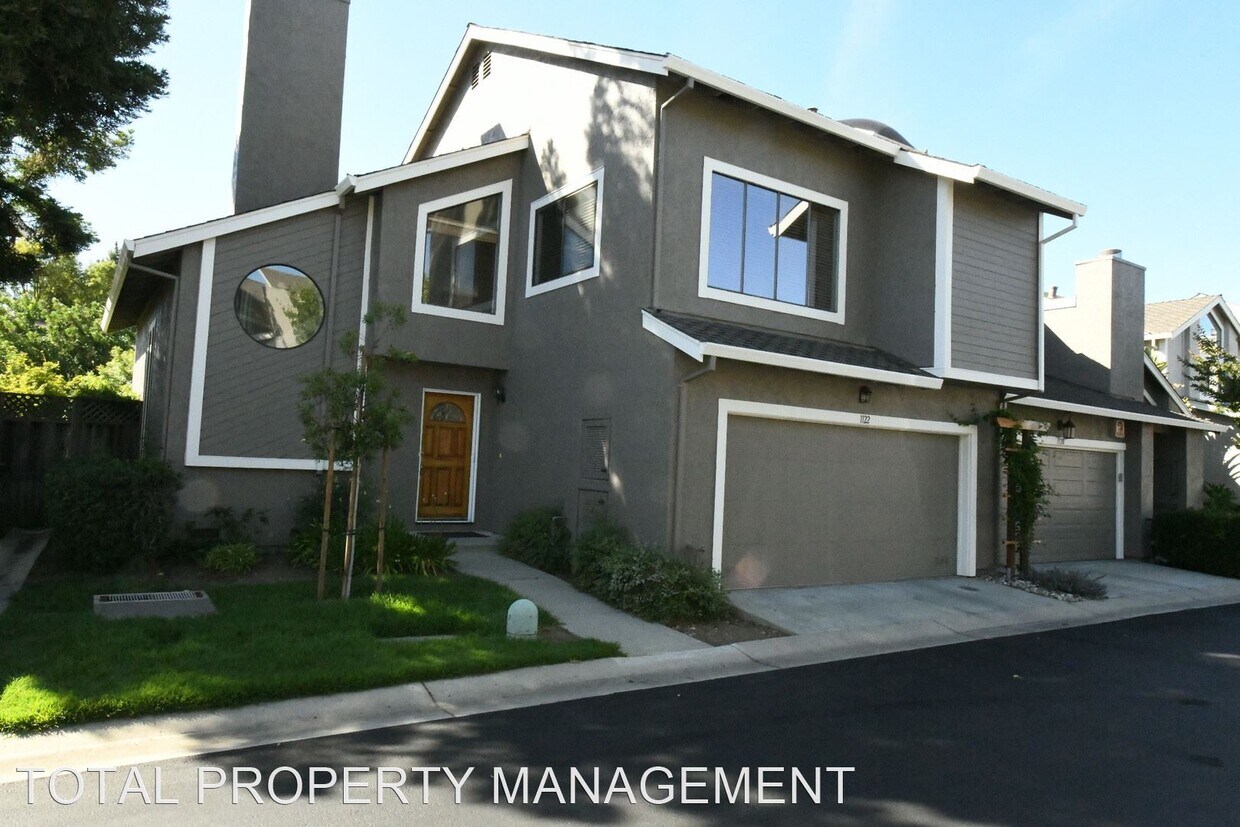 2 br, 2.5 bath House 1122 TREVINO TERRACE House Rental in San Jose
