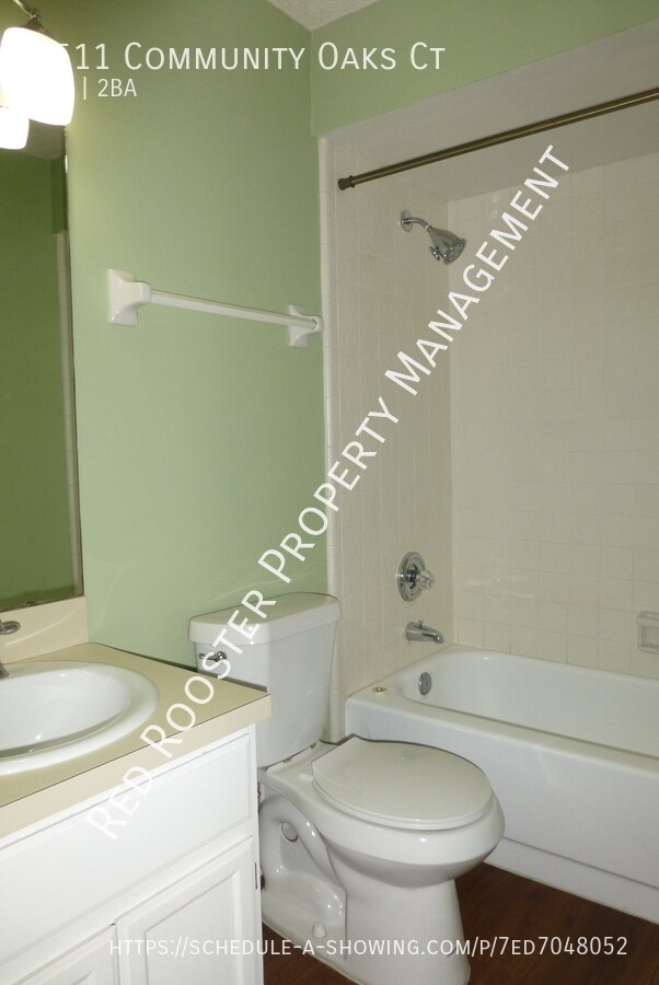 Foto del edificio - 5511 Community Oaks Ct