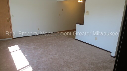Building Photo - 1118 Fleetfoot Dr