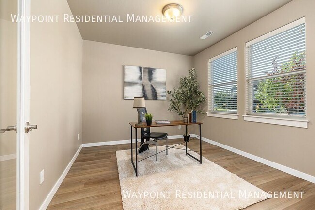 Foto del edificio - 5828 E Clear Ridge St