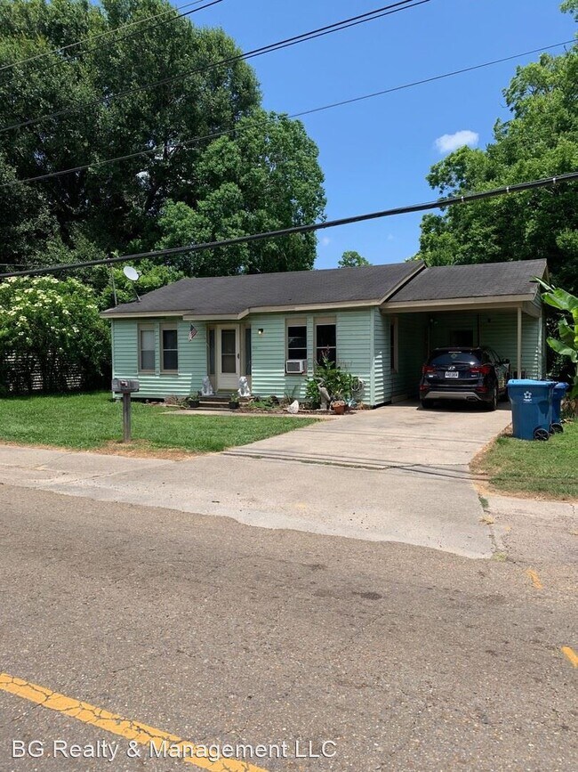 Foto del edificio - 2 br, 1 bath House - 704 N Pierce St