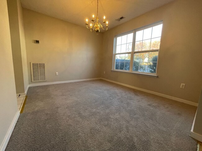 Foto del edificio - Beautiful two story home in the Ashbrook Community!