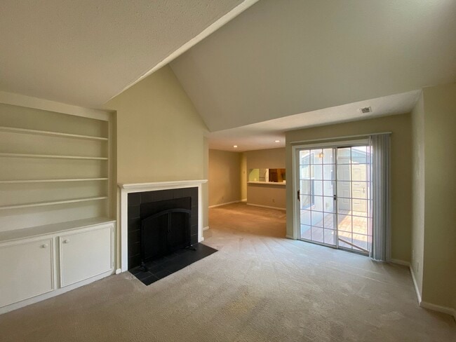 Building Photo - 4001 Whirlaway Ct
