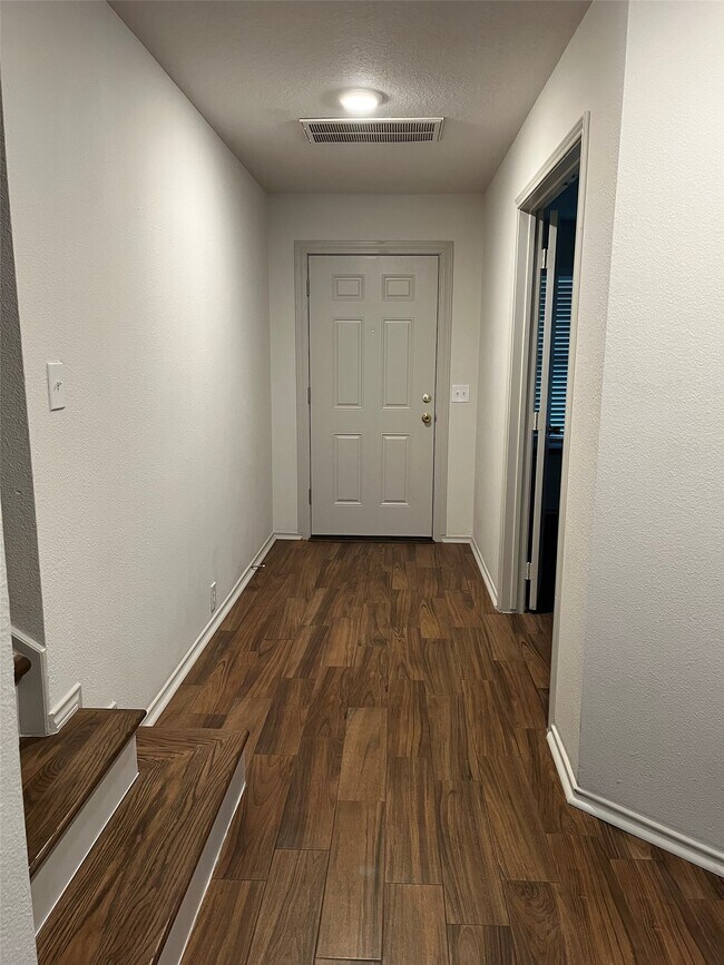 Foto del edificio - 4918 Cloudhaven Ct