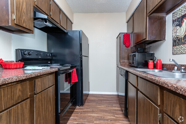 1HAB,1BA-750pies cuadrados - RIVER RANCH APARTMENTS