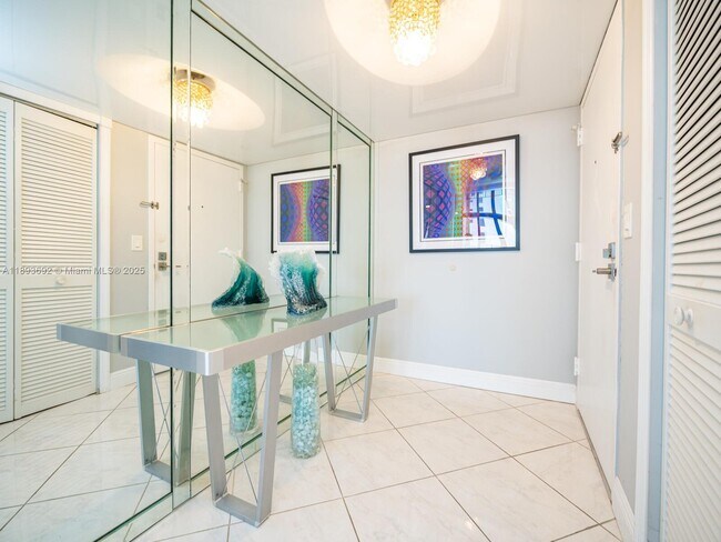 Foto del edificio - 2401 S Ocean Dr