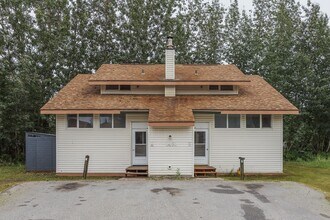 Building Photo - 1421 Kent Ct