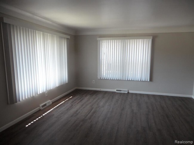 Foto del edificio - 17266 Cicotte Ave