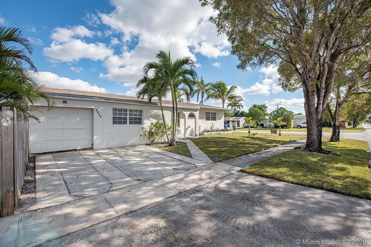 7591 Pierce St, Hollywood, FL 33024 House Rental in Hollywood, FL