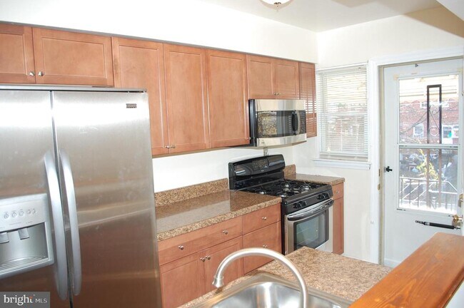 Foto del edificio - 1707 Pin Oak Rd