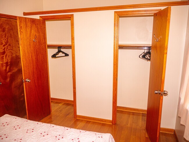Foto del edificio - 45-23 40th St