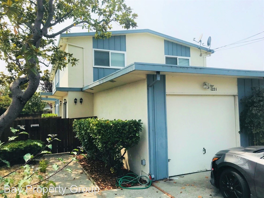 Foto principal - 1221-1223 Elm St