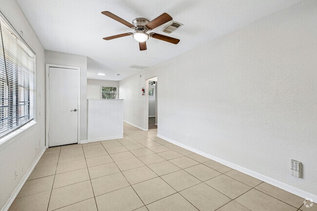 3BR, 1BA - 926SF - Living Room - Alice Street Apartments