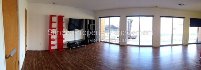 Foto del edificio - 2255 NW 42nd St