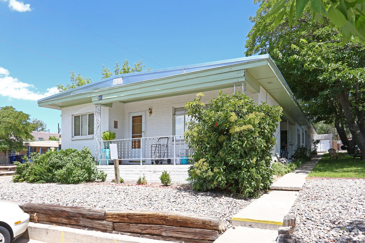 Foto del edificio - 500-504 Princeton Dr SE