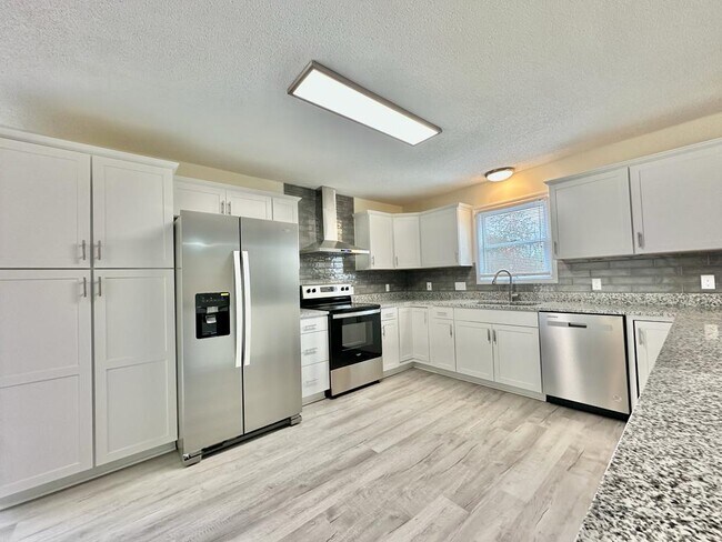 Foto del edificio - 8002 Browne Rd