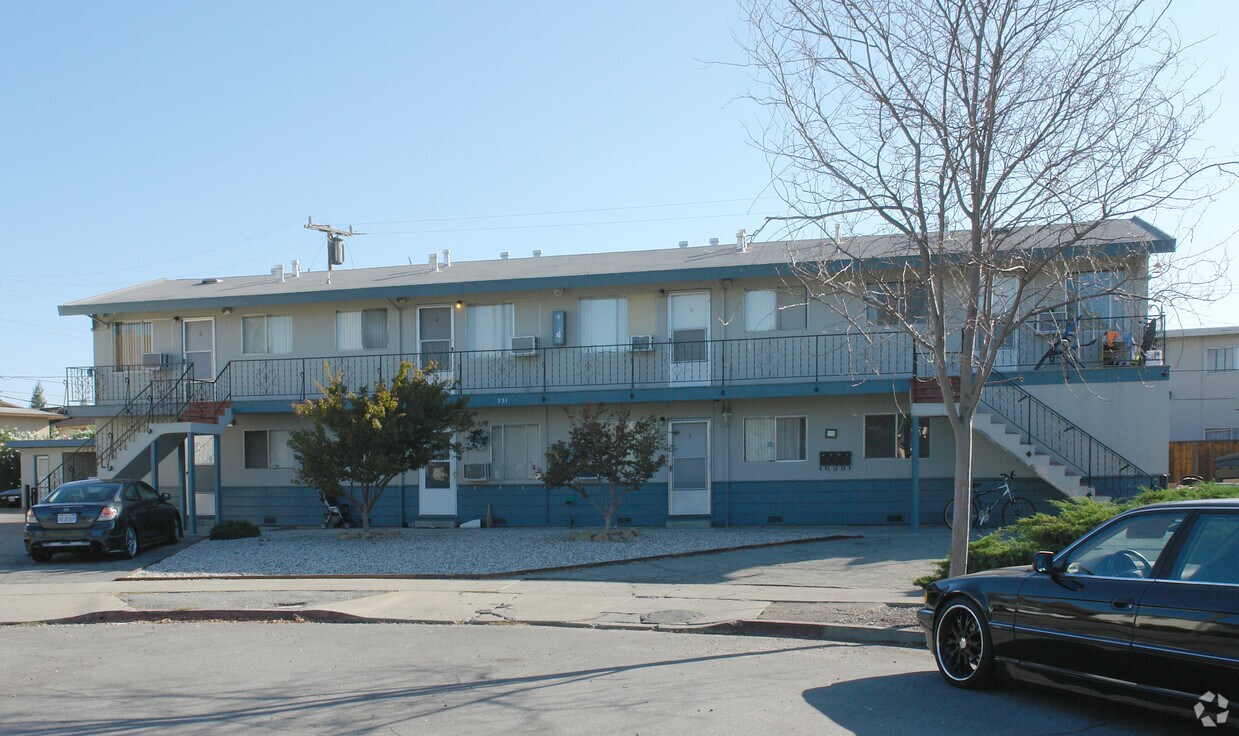Foto del edificio - 751 San Jule Ct