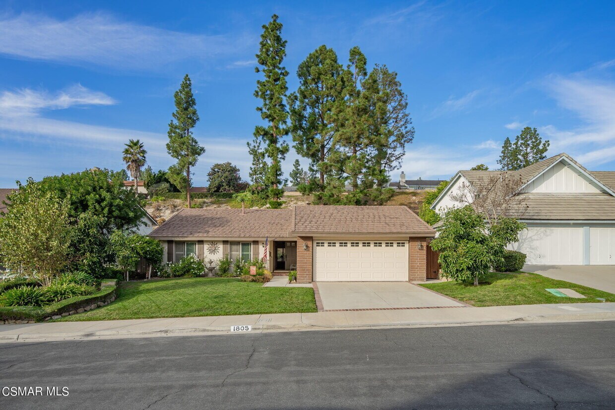 Primary Photo - 1805 Sweet Briar Pl
