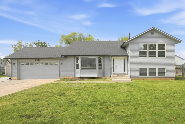 Building Photo - 2499 N 1050 W
