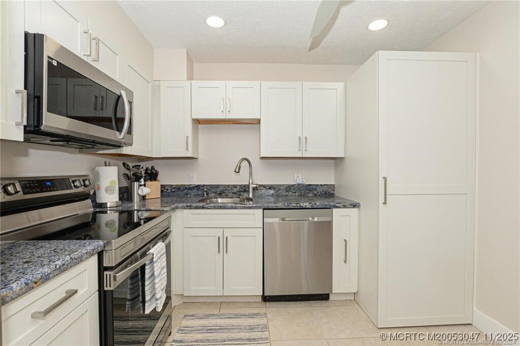 Foto del edificio - 2355 NE Ocean Blvd