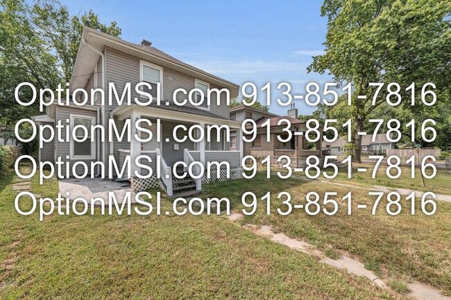 Building Photo - Spacious two-story home in the heart of Wy...