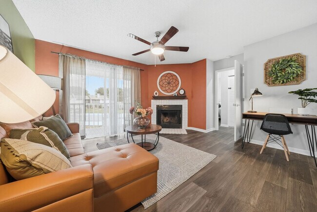 Foto del edificio - 8307 Royal Sand Cir