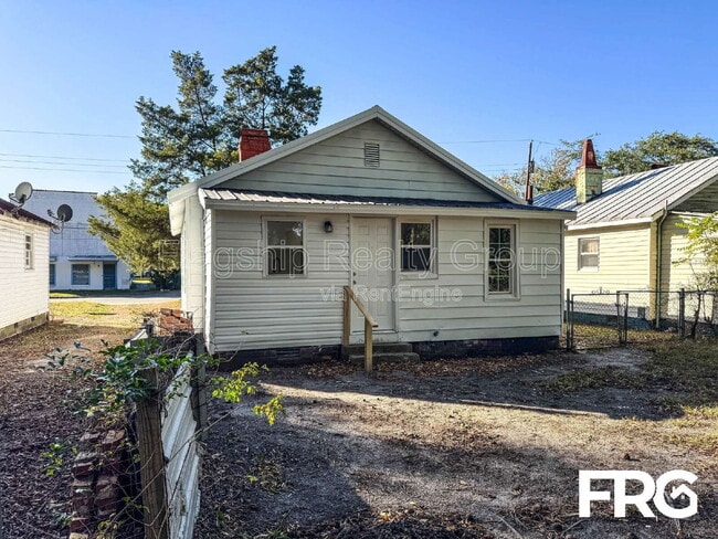 Building Photo - 510 Beale St