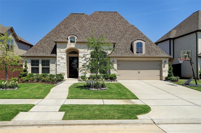 Building Photo - 16511 Whiteoak Canyon Dr
