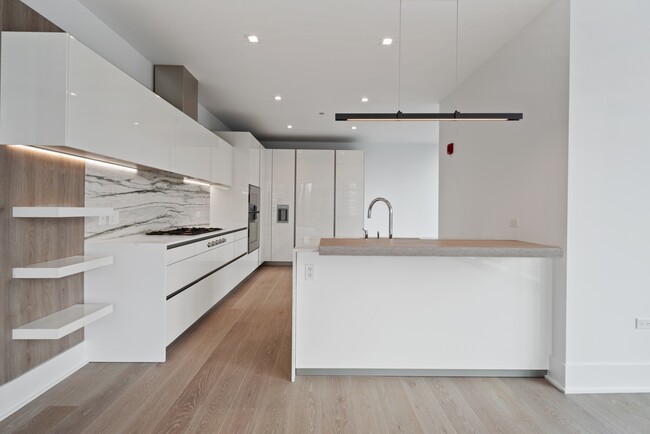 Building Photo - 363 E Wacker Dr
