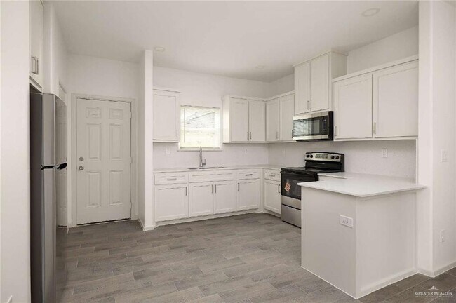 Foto del edificio - 2713 East Hayes Avenue