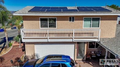 Building Photo - 8639 Via Del Luz