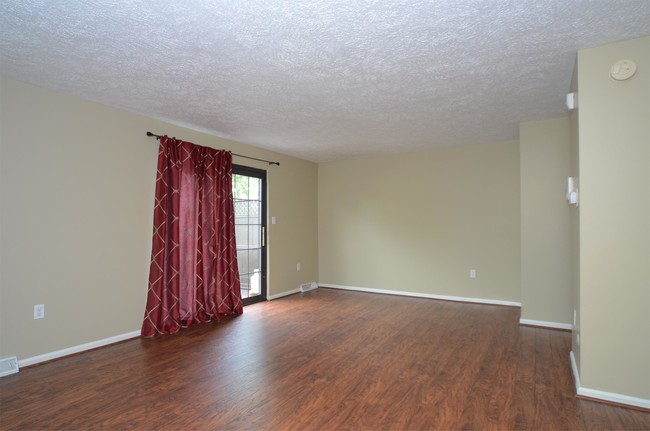 Building Photo - 135 Westfield Dr