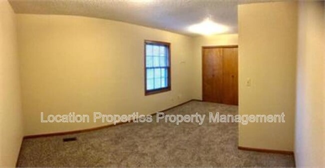 Foto del edificio - 324 Northwood Ln