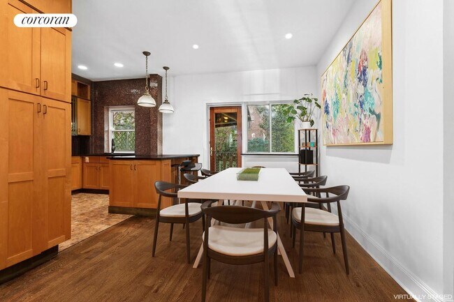 Foto del edificio - 326 W 19th St
